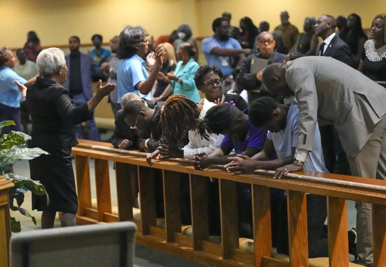 La comunidad de Jacksonville, EEUU se ha unido en solidaridad con las familias de las víctimas.