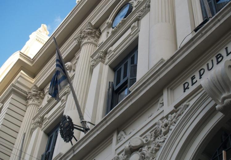Edificio principal de la Udelar